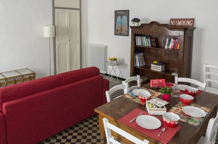 Gîte pour 4 personnes, avec vue et terrasse dans Asti