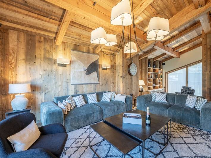 Chalet pour 12 personnes, avec terrasse, animaux acceptés dans Courchevel 1300 (Le Praz)