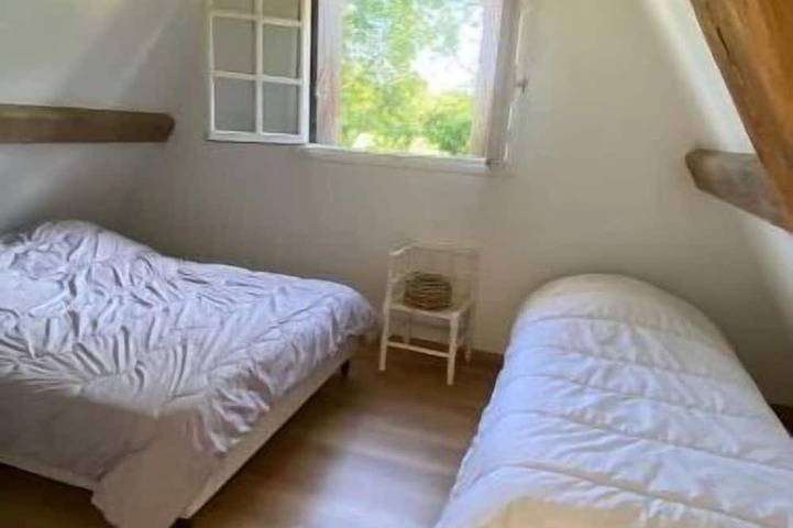 Location de vacances pour 6 personnes, animaux acceptés à Saint-Pierre-de-Cormeilles - 2