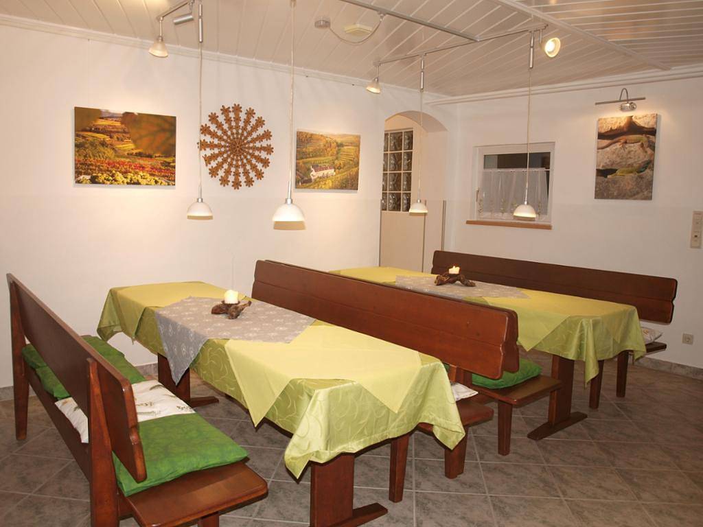 Ganze Ferienwohnung, Weinbau und Gästehaus Weidenauer - Ferienwohnung in Wösendorf in der Wachau, Weißenkirchen in der Wachau