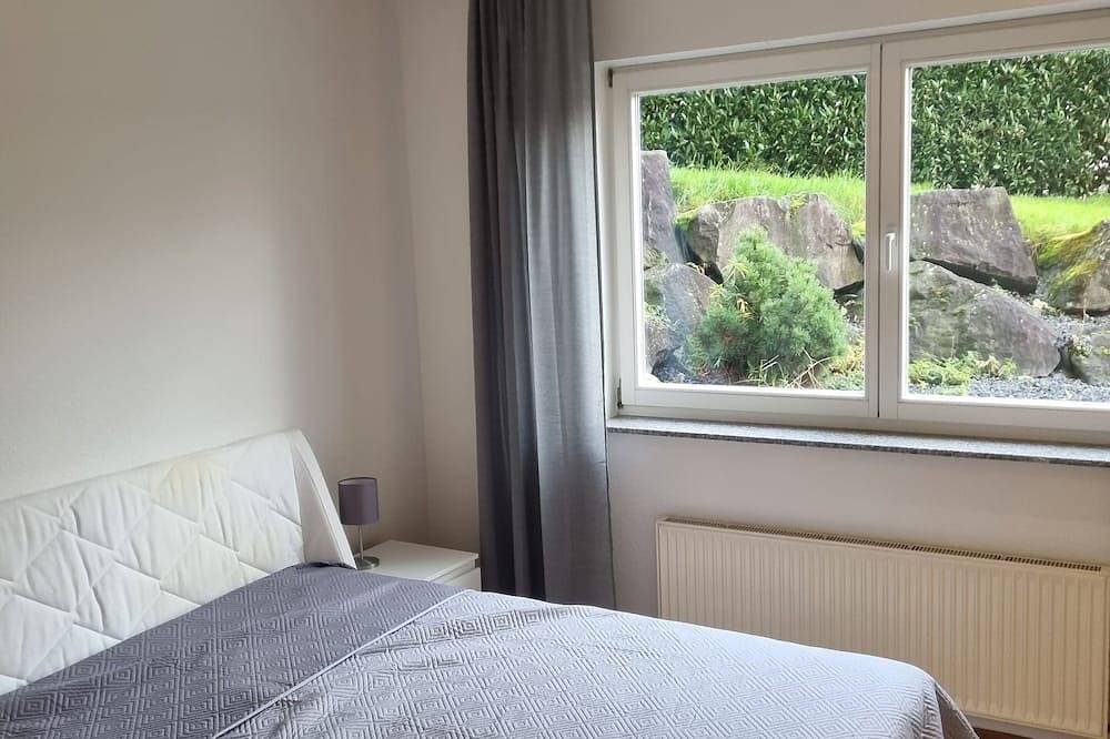Entire apartment, Ferienwohnung Cambender - Toller Ausblick und Erholung pur in Wachtberg, Rhein-Sieg-Kreis