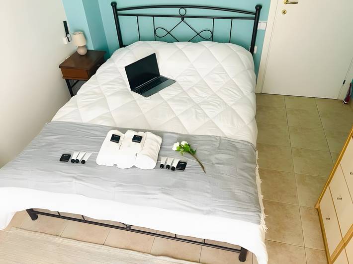 Entire apartment, Apartment 'Aegina Luxury' with Mountain View, Wi-Fi and Air Conditioning in Aegina City, Aegina