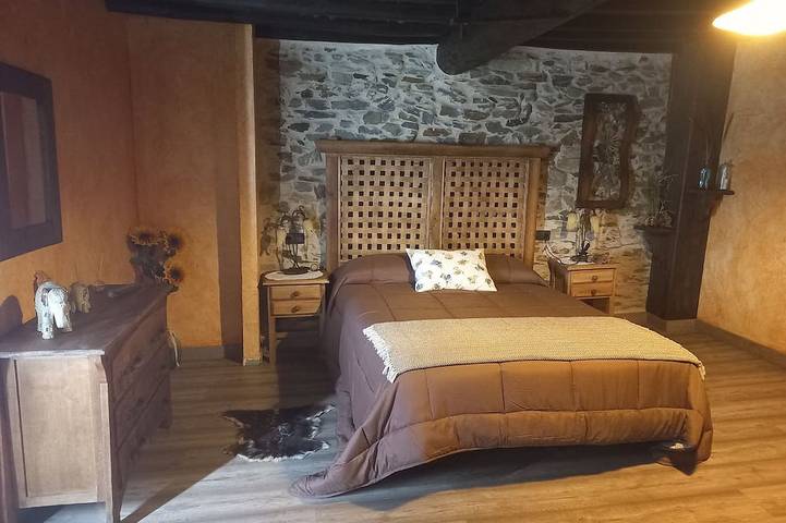 Acogedora Casa Rural La Moraquintana en norte de Cáceres ideal familias in Santibáñez el Bajo, Provincia de Cáceres