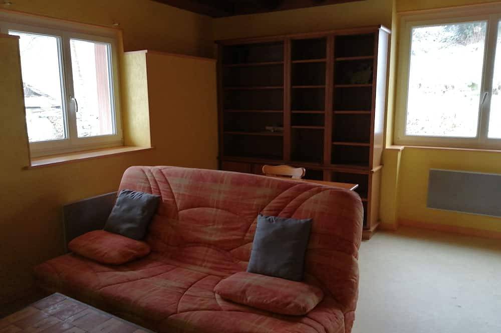 Appartement entier, Appartement dans maison calme au milieu des prés. in Cleurie, Région d'Épinal