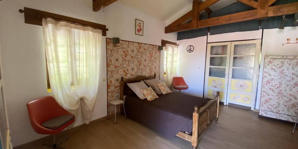 Gîte pour 2 personnes, avec terrasse et vue ainsi que piscine et jardin à Granges-d'Ans - 2