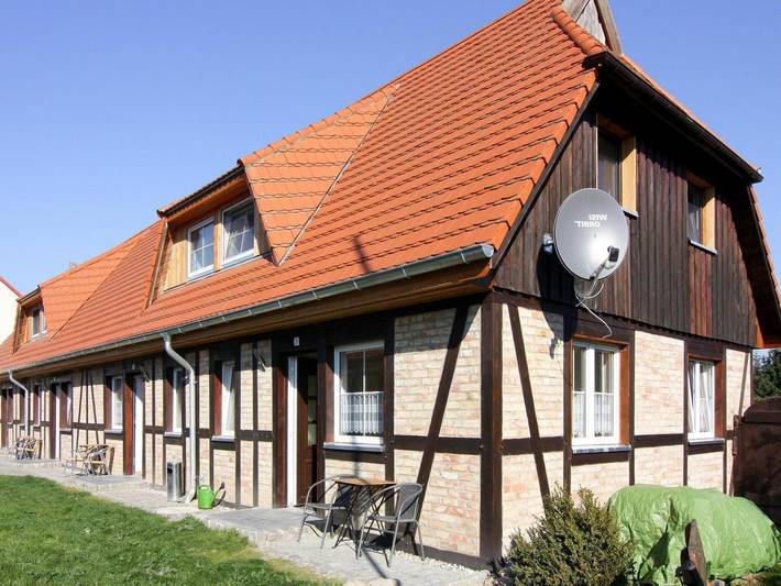 Ferienwohnung für 5 Personen, mit Terrasse und Garten