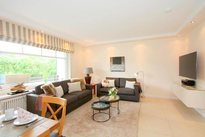 Ganze Wohnung, Moderne, strandnahe 2-Zimmer Ferienwohnung mit ca. 50 m², für bis zu 2 Personen in Nordfriesische Inseln (Schleswig-Holstein) (Schleswig-Holstein), Wenningstedt