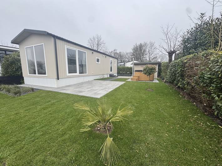 Lodge für 6 Personen, mit Seeblick