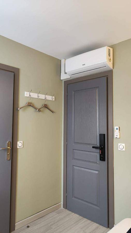 Gîte pour 2 personnes, avec terrasse à Bondy - 3