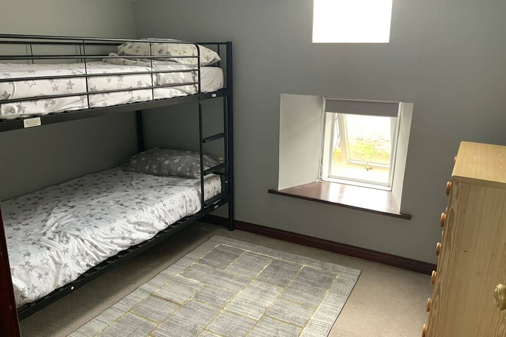 The Granary a gorgeous 3 bedroom cottage, situated at the foot of the Tinto Hill in Süd Lanarkshire