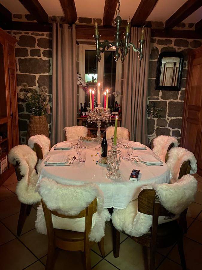 Gîte pour 2 personnes, avec vue à Saint-Martin-sous-Vigouroux - 3