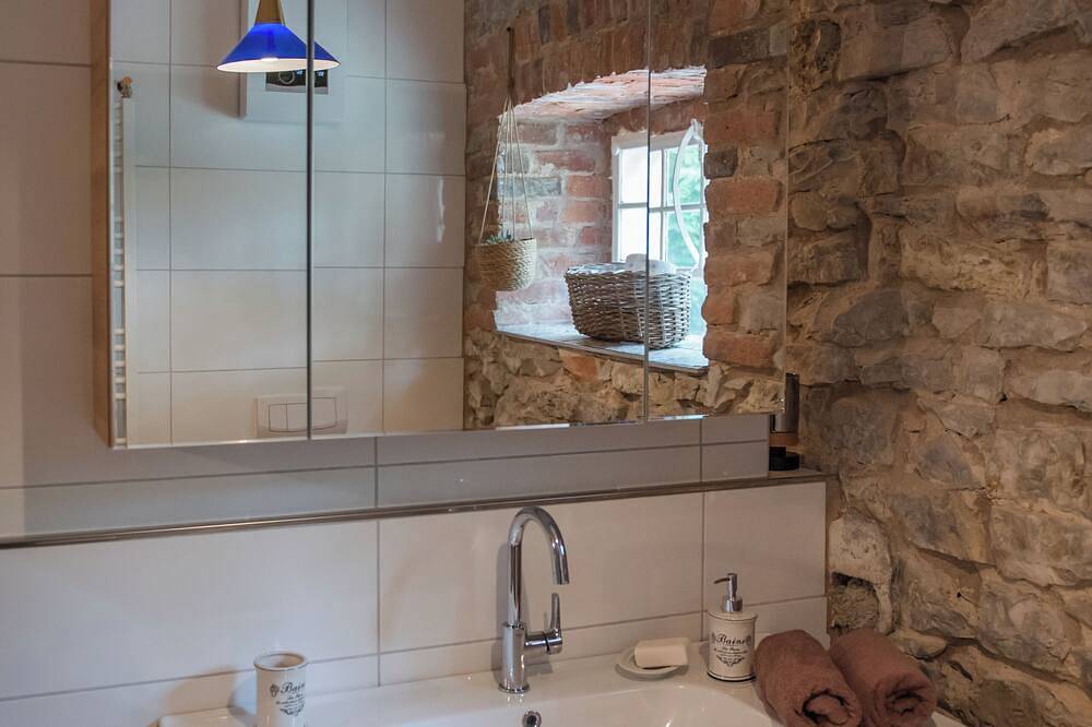 Altes Forstamt im Teutoburger Wald\nferienwohnung Kutscherstube in Altenbeken, Teutoburger Wald