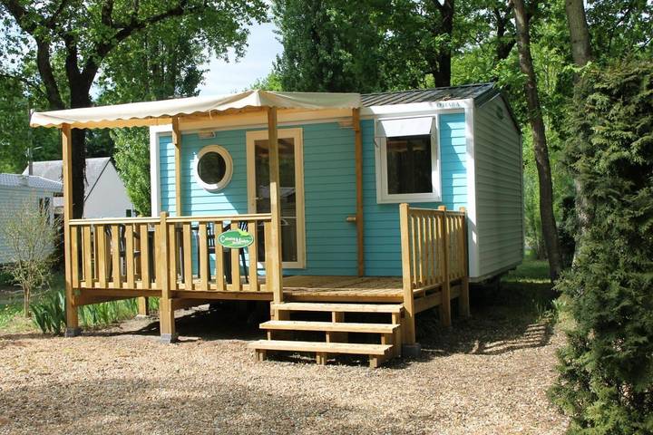 Camping pour 4 personnes, avec Terrasse ainsi que Jardin et Vue
