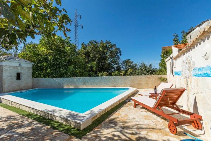 Villa pour 8 personnes, avec jardin et piscine à Šibenik - 4