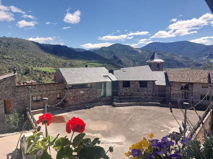 Casa rural para 5 personas, con balcón, Se admiten mascotas en Alto Urgel - 2