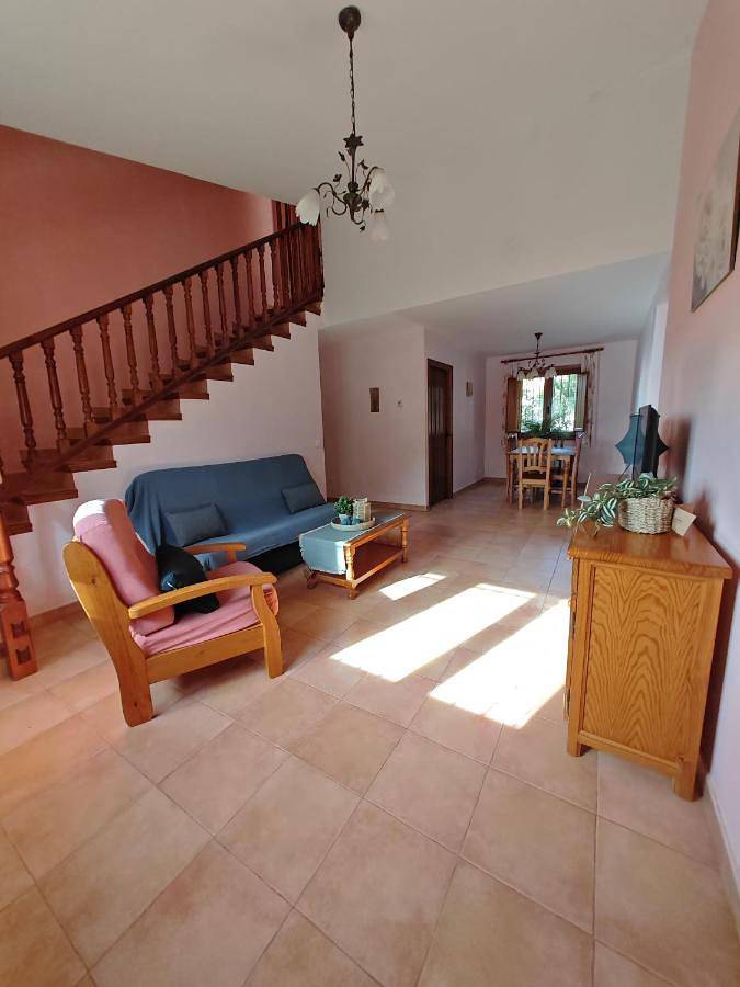 Casa de vacaciones para 10 personas, con piscina además de vistas y jardín en Provincia de Cuenca - 2