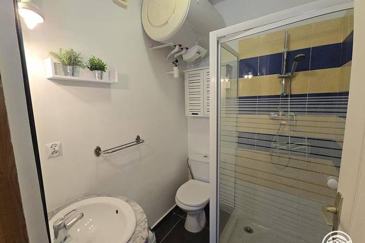 Gîte pour 2 personnes, avec jardin et piscine à Naussannes - 4