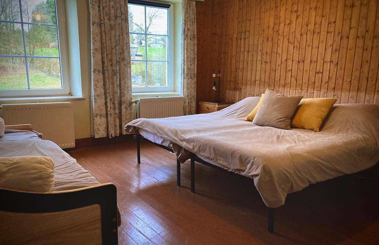 La Futaie de Chabrehez- maison typique ardennaise in Tailles, Houffalize