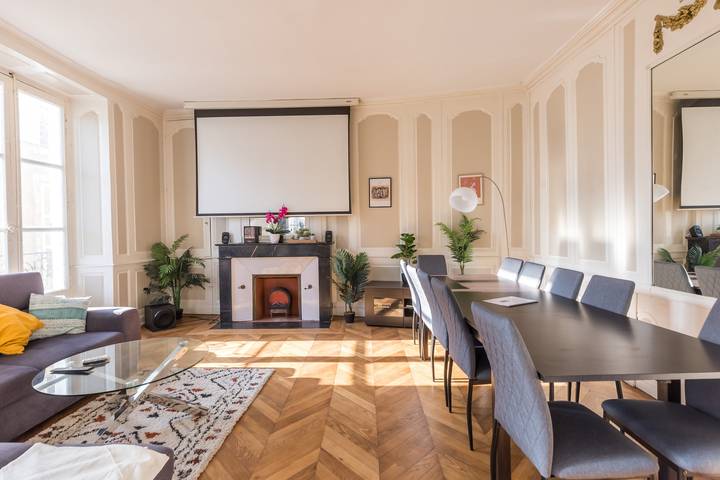 Maison de vacances pour 24 personnes, avec terrasse à Le Mans