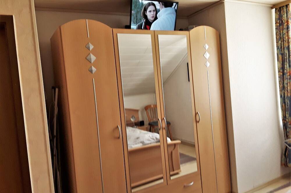 Ganze Wohnung, Ferienwohnung/App. für 5 Gäste mit 62m² in Beverungen in Beverungen, Kreis Höxter