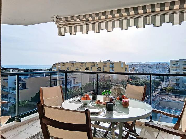 Appartement de vacances pour 2 personnes, avec piscine et terrasse