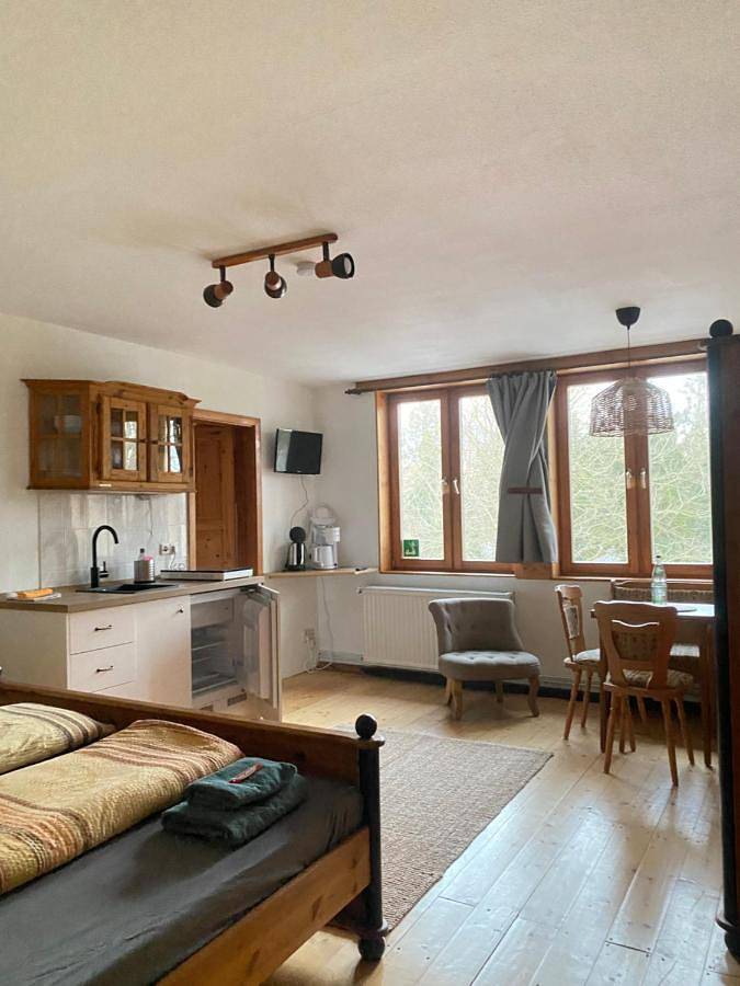 Ferienwohnung für 2 Personen, mit Terrasse und Garten sowie Sauna und Ausblick in Penzlin - 3