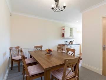 Holiday Rental for 6 People in Northumberland Coast, North East England, Photo 4