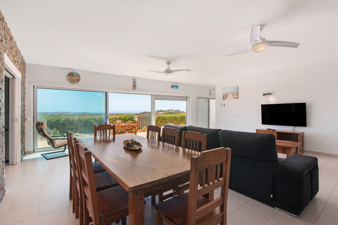 Villa 'Sunrise House' mit Meerblick, Wlan und Klimaanlage in Faro Distrikt