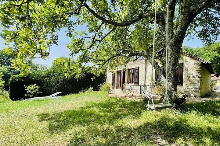 Gîte pour 5 personnes, avec terrasse et jardin à Pervenchères
