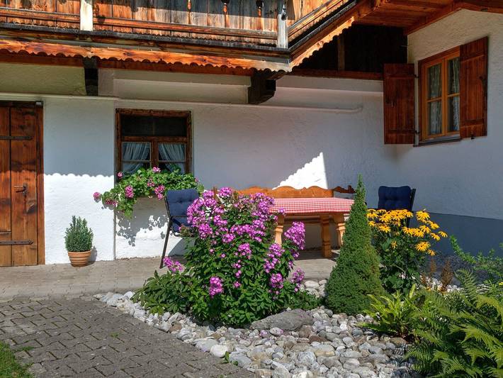 Ferienwohnung für 2 Personen, mit Balkon und Terrasse sowie Garten und Seeblick am Tegernsee - 4