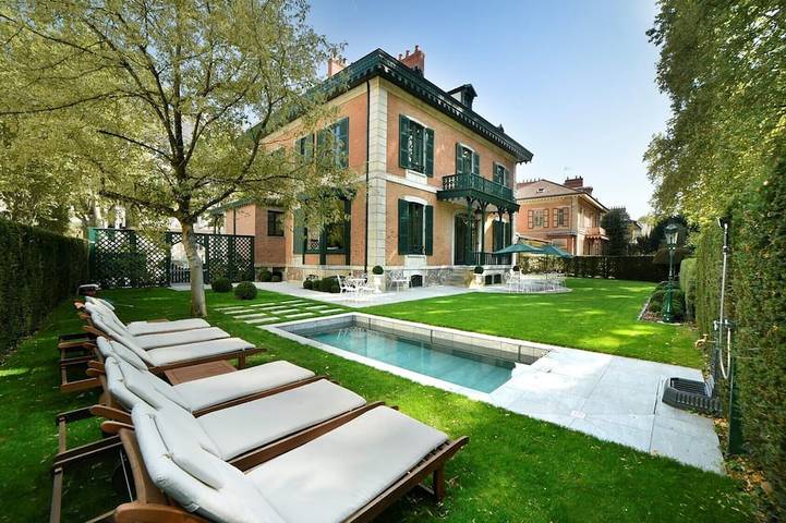 Maison de vacances pour 8 personnes, avec Balcon et Sauna à Vichy