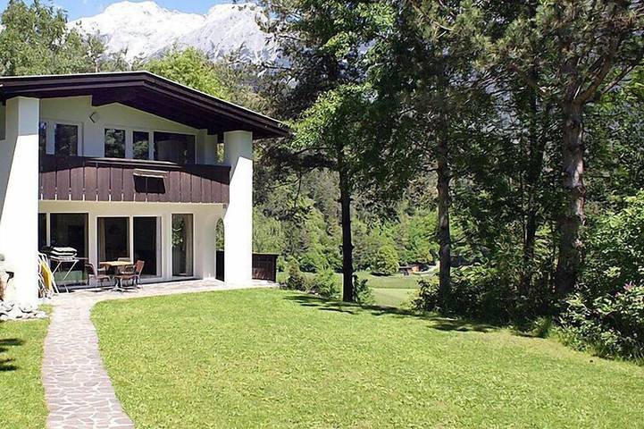 Ferienhaus für 4 Personen, mit Garten und Sauna sowie Terrasse und Pool, mit Haustier - 1