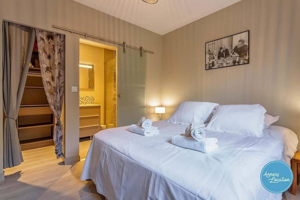 Apartamento entero, T4 Apartment – Les Charmilles in Menthon-Saint-Bernard, Región de Annecy