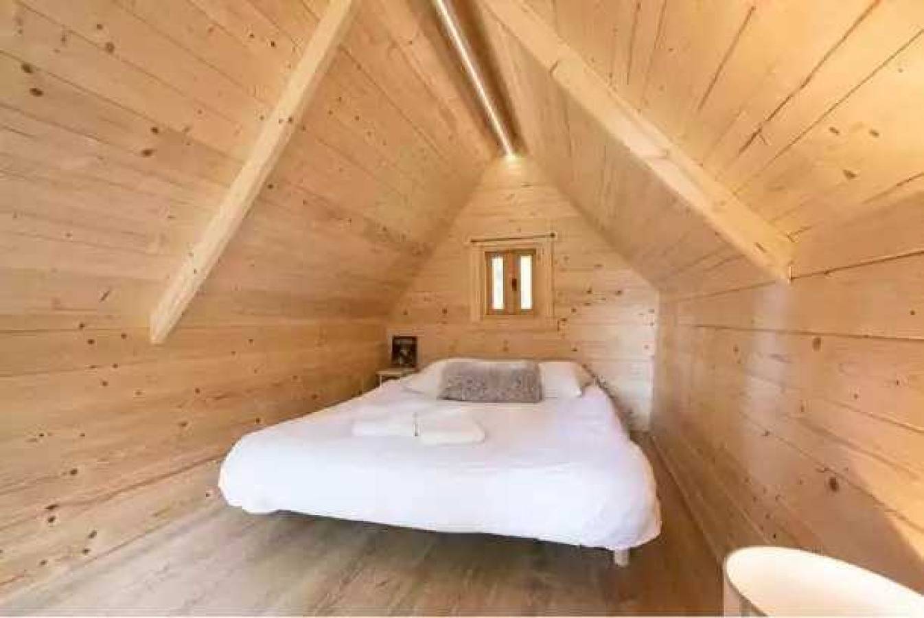 Zecamping 2 étoiles piscine couverte pet friendly sauna locatif 7m2 2 pers in Bar-sur-Aube, Aube