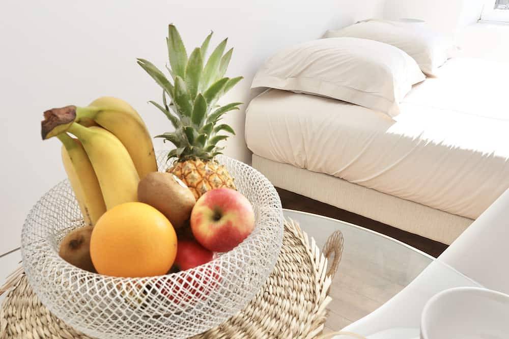 Apartamento entero, Napoléon Gare n°4★ Studio ★ Lumineux ★ Bylocly in Pontivy, Pontivy region