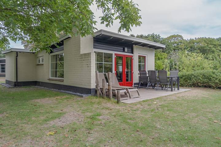 Bungalow für 6 Personen, mit Balkon/Terrasse und Terrasse in Ouddorp