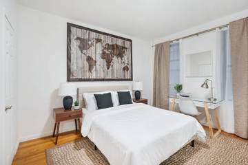 Vacation Rental for 6 Guests in Manhattan, New York City, Picture 3