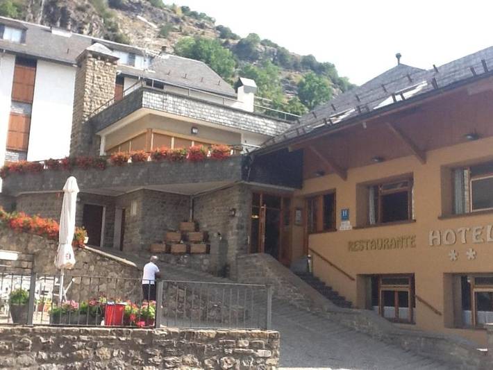 Hôtel pour 2 personnes, avec Terrasse ainsi que Jardin et Piscine à Panticosa - 3