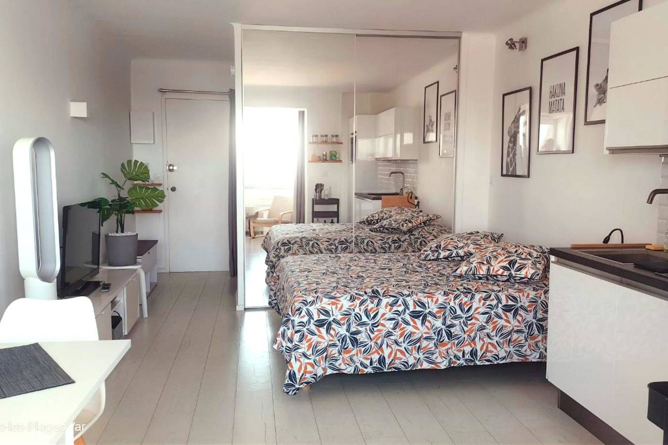 Gehele studio, 27m² with terrace - first row sea view in Six-Fours-les-Plages, Middellandse Zeekust (Frankrijk)