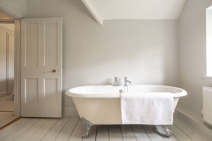 Yew Tree Cottage, Lower Swell in Stow-on-the-Wold, Gloucestershire