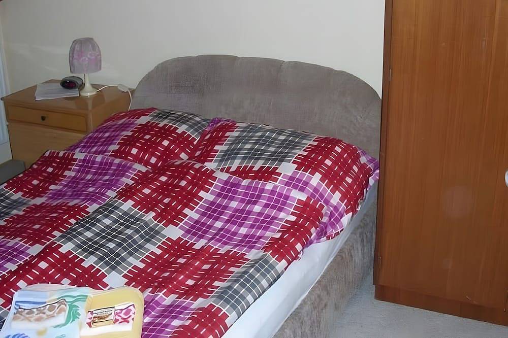 Ganze Wohnung, Apartment „Ferienwohnung für 4 Personen“ mit Gemeinschaftsgarten und Wlan in Künzell, Rhön-Hessen