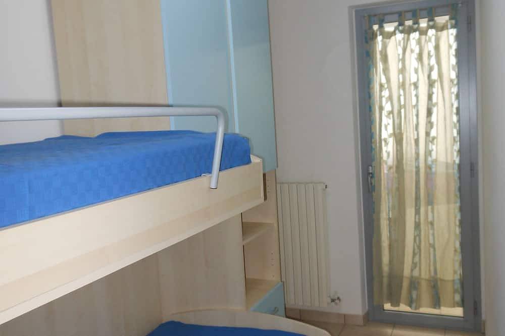 Ganze Wohnung, Praktische und einladende Dreizimmerwohnung 50 m vom Strand entfernt. in Alba Adriatica, Teramo Provinz