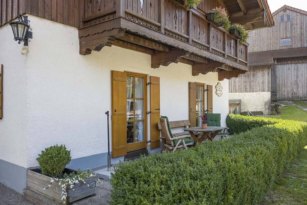 Ganze Wohnung, 3-Zimmer Ferienwohnung Terrasse, 58qm, 2 sep. Schlafzimmer in Oberaudorf, Bayerische Alpen