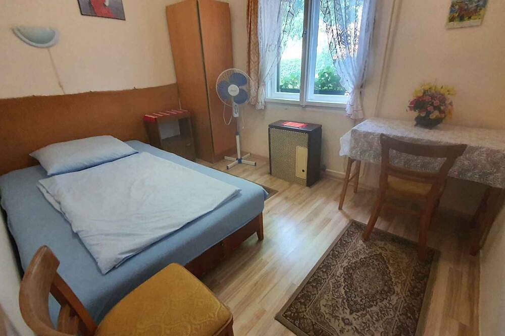 Holiday home with garden, Wi-Fi and air conditioning in the house in Siófok, Siófoki region