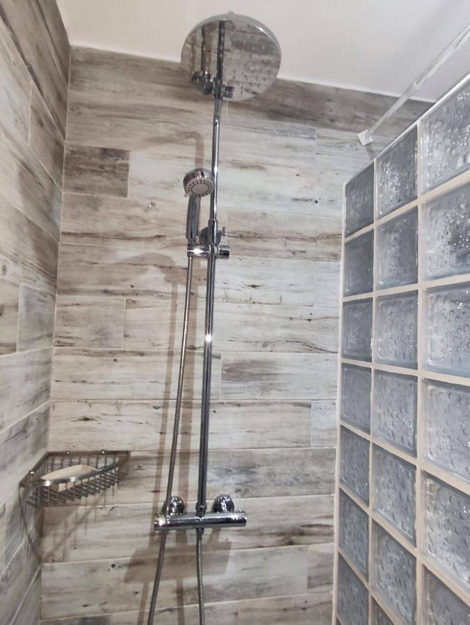 Location de vacances pour 6 personnes, avec piscine et jardin dans Paea - 4