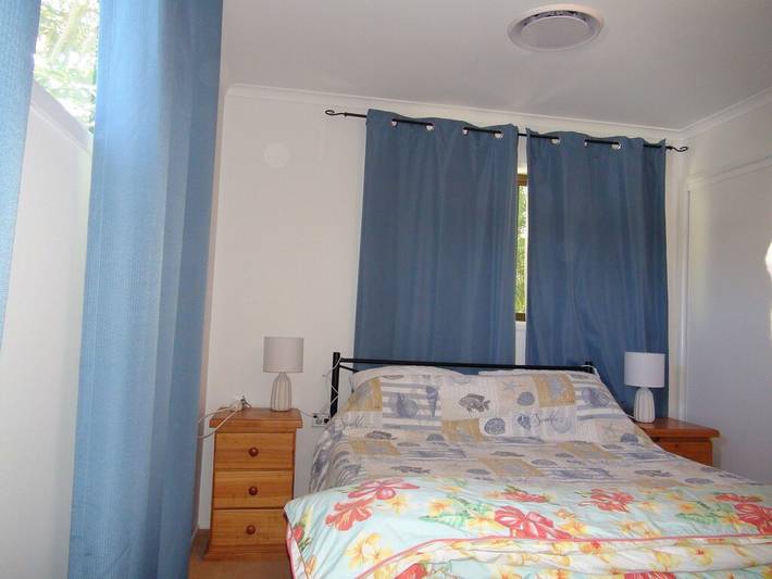 Holiday home for 10 people, with garden and balcony, with pets in North Stradbroke Island