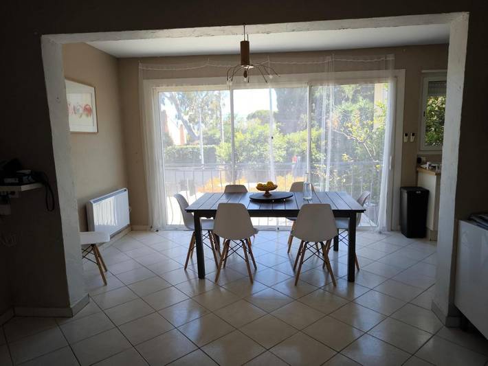 Location de vacances pour 8 personnes, avec vue et jardin dans Plage Miramar - 3