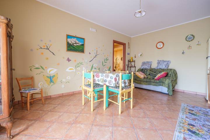 Entire apartment, Apartment 'Meizon Sicilia' with Balcony, Wi-Fi and Air Conditioning in Terme Vigliatore, Messina Province