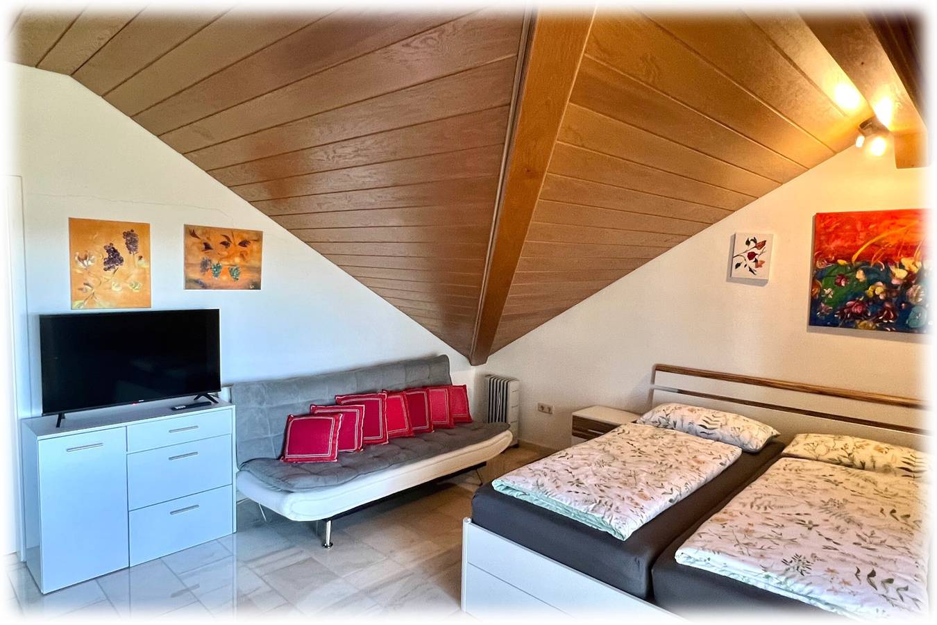 Geheel appartement, Appartement 'Galerie' met gedeeld zwembad, gedeelde tuin en Wi-Fi in Hohenwart, Landkreis Pfaffenhofen an der Ilm