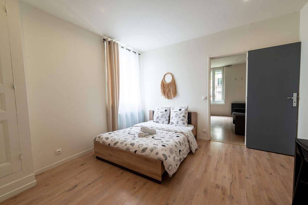 Apartamento entero, Budget apart downtown with parking in Charleville-Mézières, Ardenas